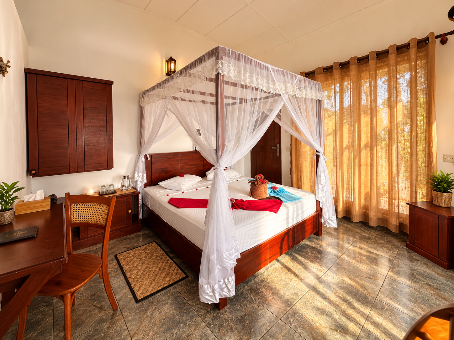 Room 4 — Sea-view Deluxe Room